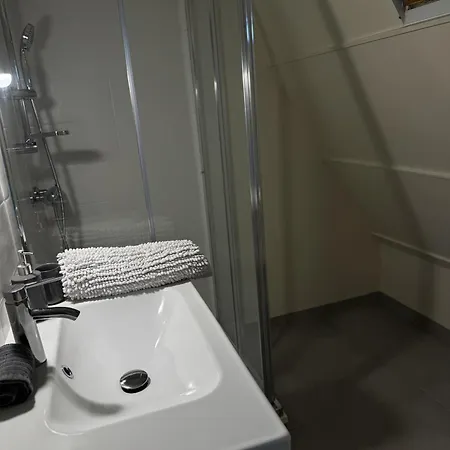 Semesterbostad Petite Maison De *